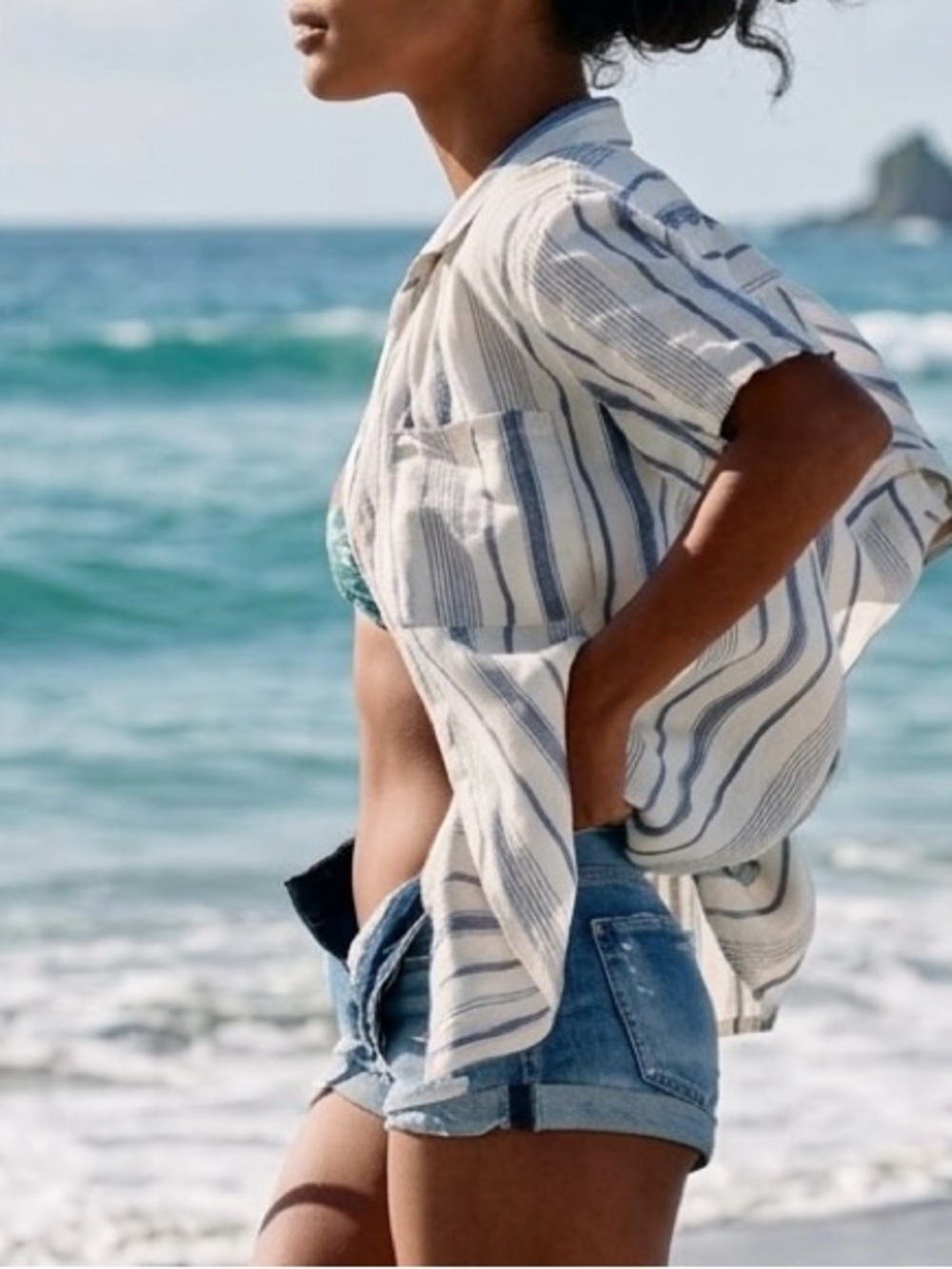 Free People Romeo Rolled Cut Off Blue Denim Shorts Button Fly 25 Beach Break